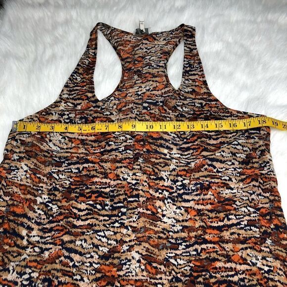Joie Women’s Brown Animal Print 100% Silk Sleeveless Racer Back top Size M - Picture 3 of 9